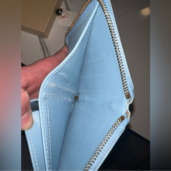 Louis Vuitton Vernis Zippy Coin/Wallet - Picture 2 of 10